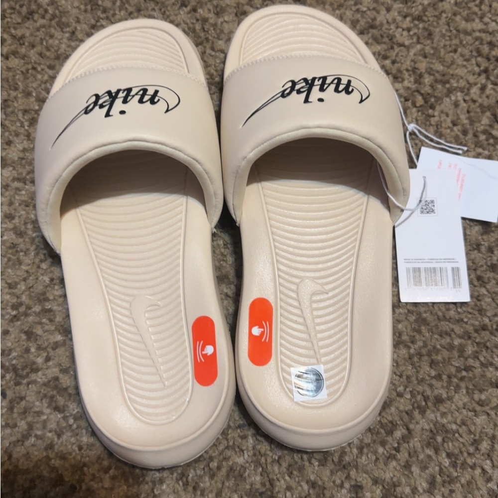 Nike Women's Beige Sandals